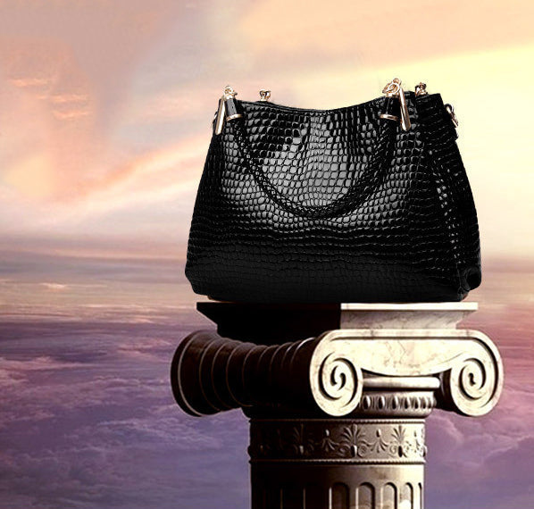 Xella | Elegante bolso con motivo de cocodrilo.