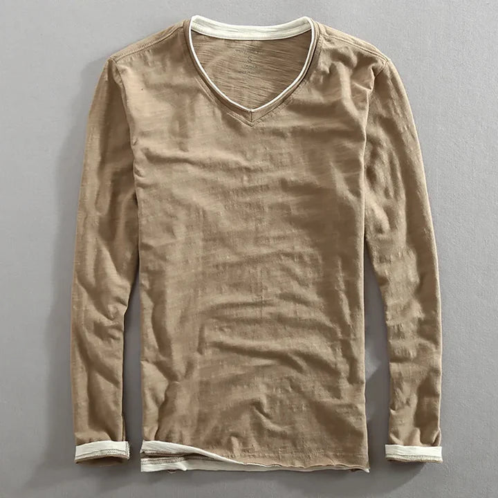 Camiseta con cuello en V Nightfall