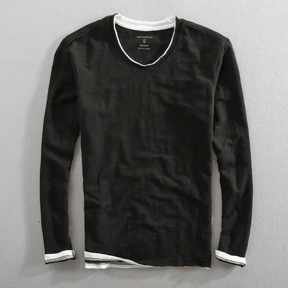 Camiseta con cuello en V Nightfall