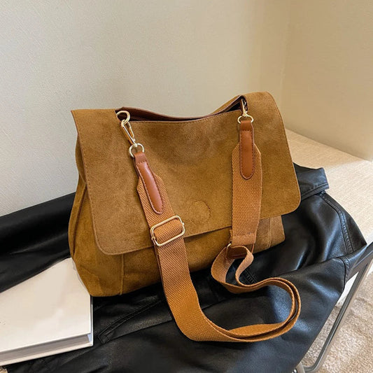 Erna | Bolso de hombro de ante vintage